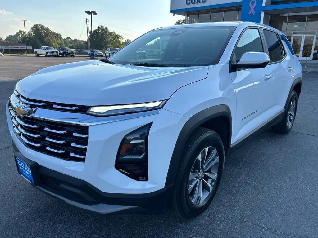 Used 2025 Chevrolet Equinox LT AWD/4WD image 7