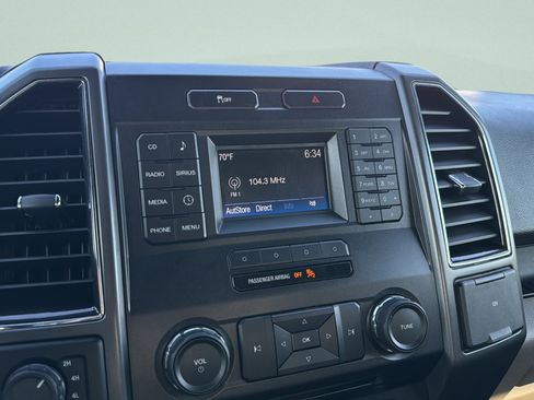 Used 2017 Ford F150 XLT AWD/4WD image 16