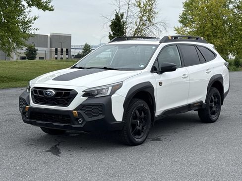 Used 2025 Subaru Outback Wilderness AWD/4WD image 28