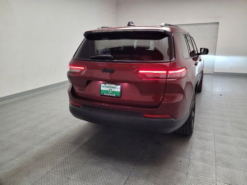Used 2023 Jeep Grand Cherokee L Laredo AWD/4WD image 7