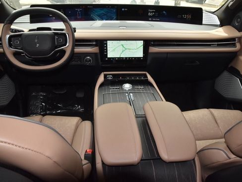 New 2026 Lincoln Navigator L Black Label AWD/4WD image 17