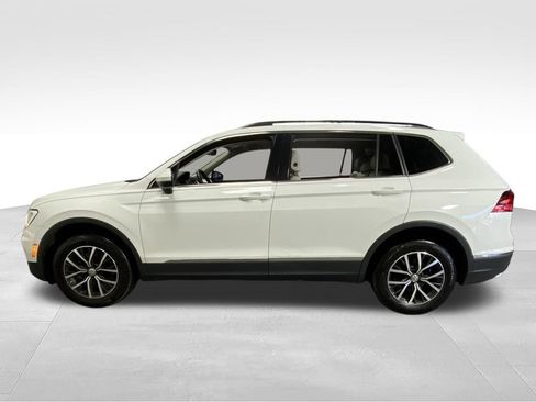Used 2020 Volkswagen Tiguan SE w/ 3rd Row Seat Package AWD/4WD image 7