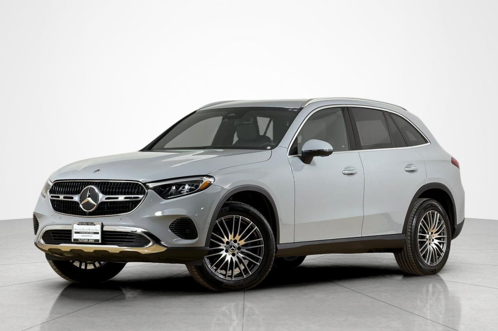 Used 2026 Mercedes-Benz GLC 300 image 1