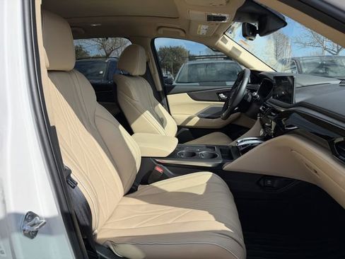 Used 2025 Acura MDX w/ Advance Package image 28