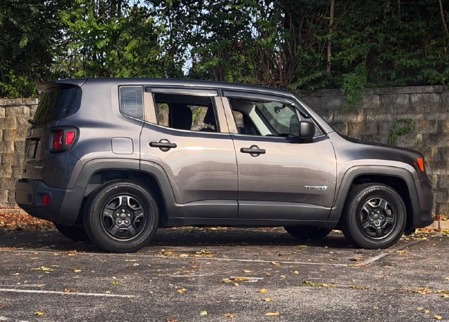 Used 2020 Jeep Renegade Sport FWD image 5