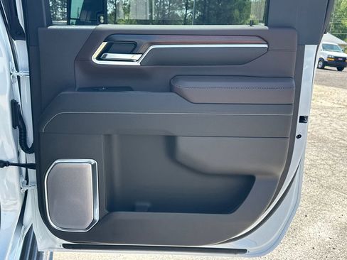 New 2026 GMC Sierra 2500 Denali image 17