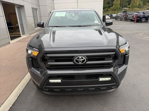 Certified 2026 Toyota Tacoma SR5 RWD image 10