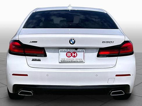 Used 2023 BMW 530i xDrive w/ Premium Package AWD/4WD image 5