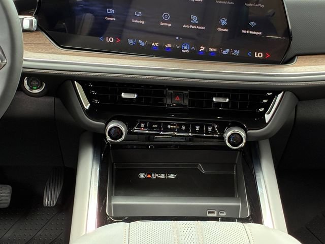 New 2026 Chevrolet Tahoe High Country AWD/4WD image 20