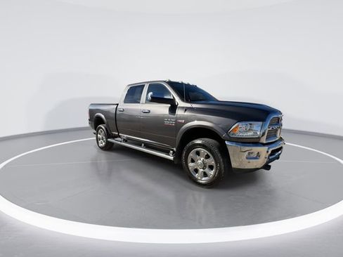 Used 2018 RAM 2500 Laramie w/ Convenience Group image 2