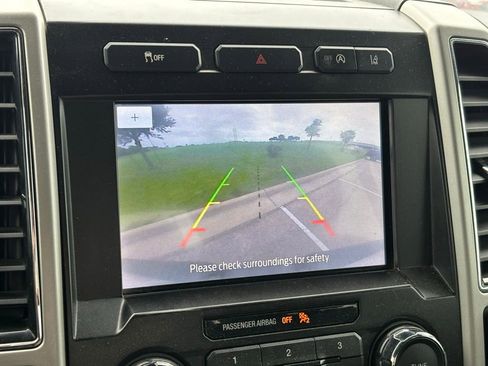 Used 2020 Ford F150 Lariat RWD image 10
