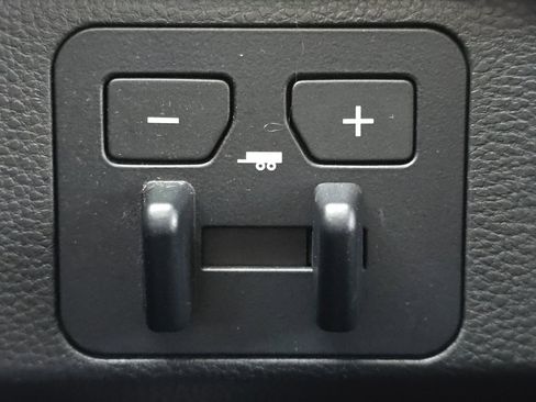 Used 2023 Toyota Tundra SR5 image 31