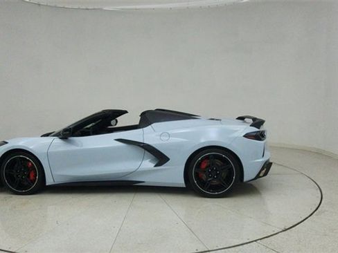 Used 2022 Chevrolet Corvette Stingray Premium Conv w/ Z51 Performance Package image 65