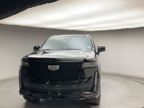 Used 2024 Cadillac Escalade Sport Platinum AWD/4WD image 7