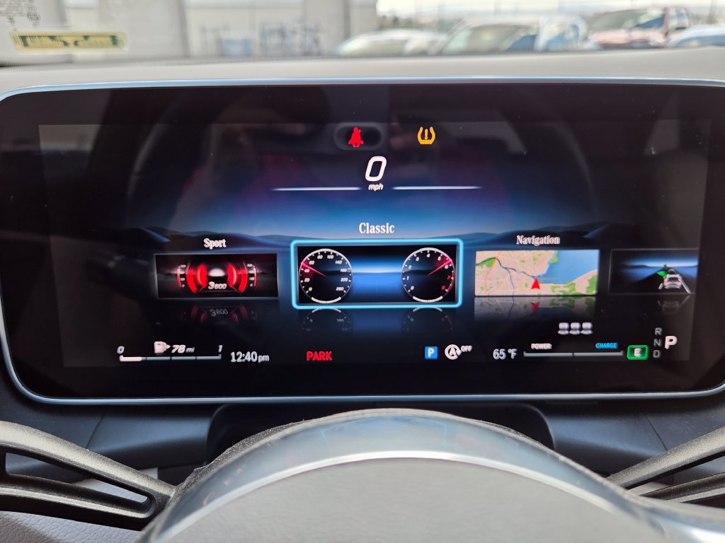 Used 2025 Mercedes-Benz GLC 300 image 26