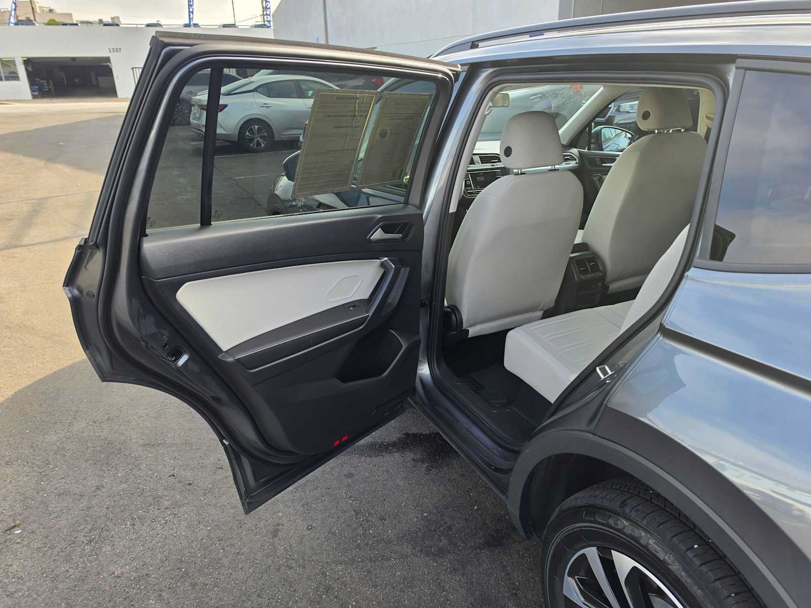Used 2022 Volkswagen Tiguan S FWD image 17