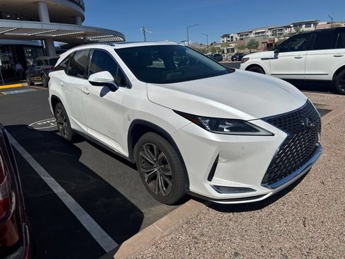 Used 2020 Lexus RX 350L FWD w/ Premium Package image 3