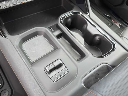 New 2026 GMC Sierra 2500 AT4 w/ AT4 Premium Plus Package image 32