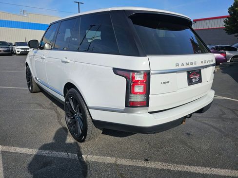 Used 2013 Land Rover Range Rover HSE image 3