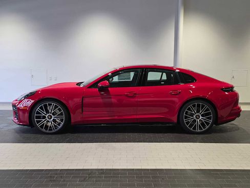 New 2026 Porsche Panamera GTS image 2