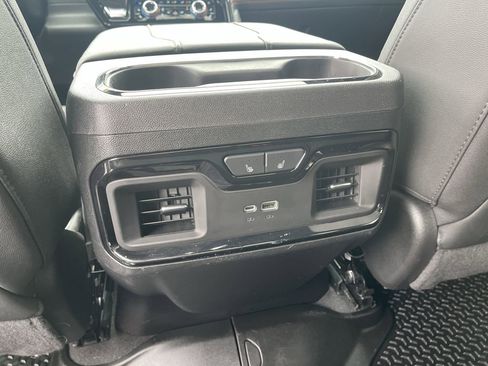 Used 2024 GMC Sierra 1500 AT4 w/ Technology Package image 22