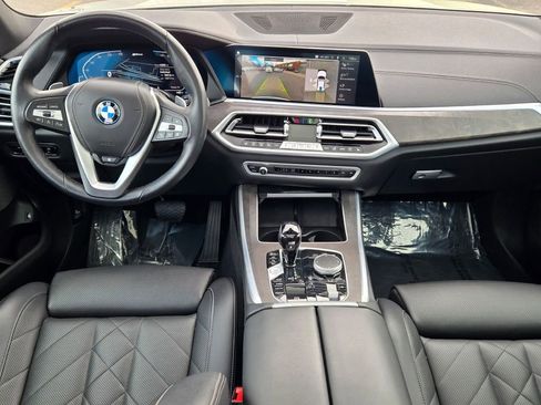 Used 2023 BMW X5 xDrive45e w/ Climate Comfort Package AWD/4WD image 2