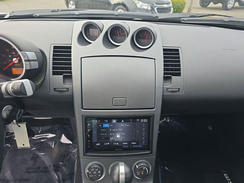 Used 2003 Nissan 350Z Touring image 13
