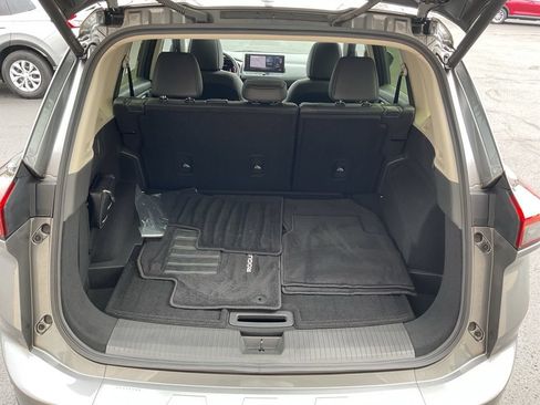 Used 2025 Nissan Rogue Platinum AWD/4WD image 22