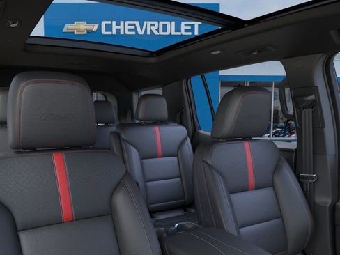 New 2026 Chevrolet Traverse RS image 24