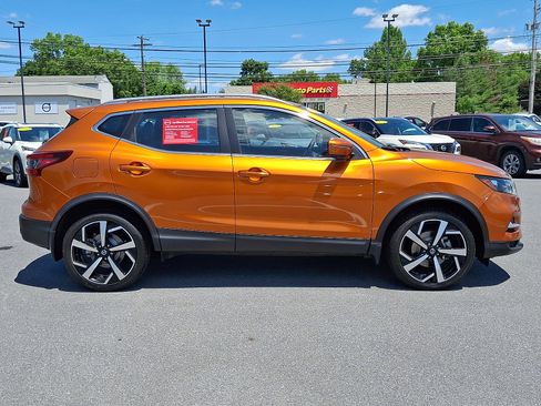 Certified 2022 Nissan Rogue Sport SL AWD/4WD image 9