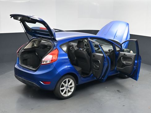 Used 2019 Ford Fiesta SE w/ Equipment Group 201A image 18