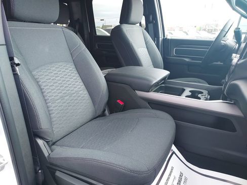 New 2026 RAM 2500 Big Horn AWD/4WD image 30