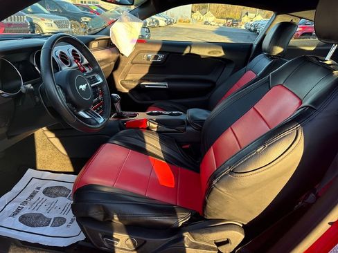 Certified 2017 Ford Mustang Coupe image 12