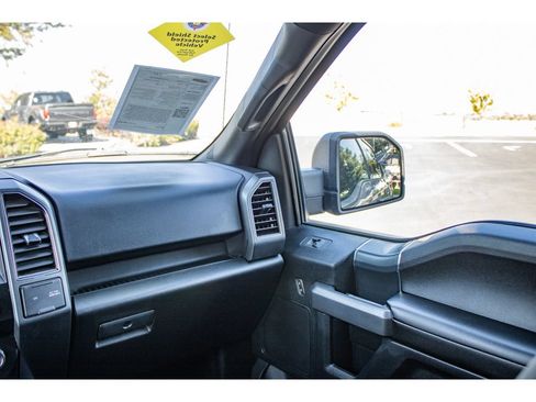 Used 2019 Ford F150 XLT w/ Equipment Group 302A Luxury AWD/4WD image 50
