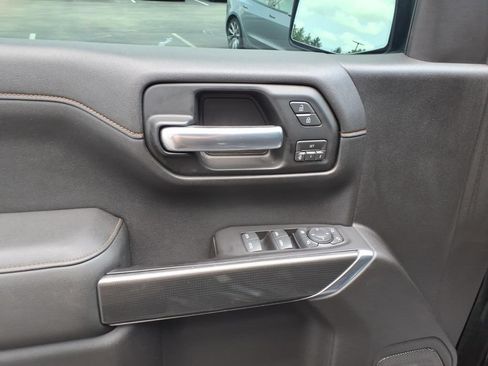 Used 2019 GMC Sierra 1500 AT4 w/ AT4 Premium Package AWD/4WD image 12