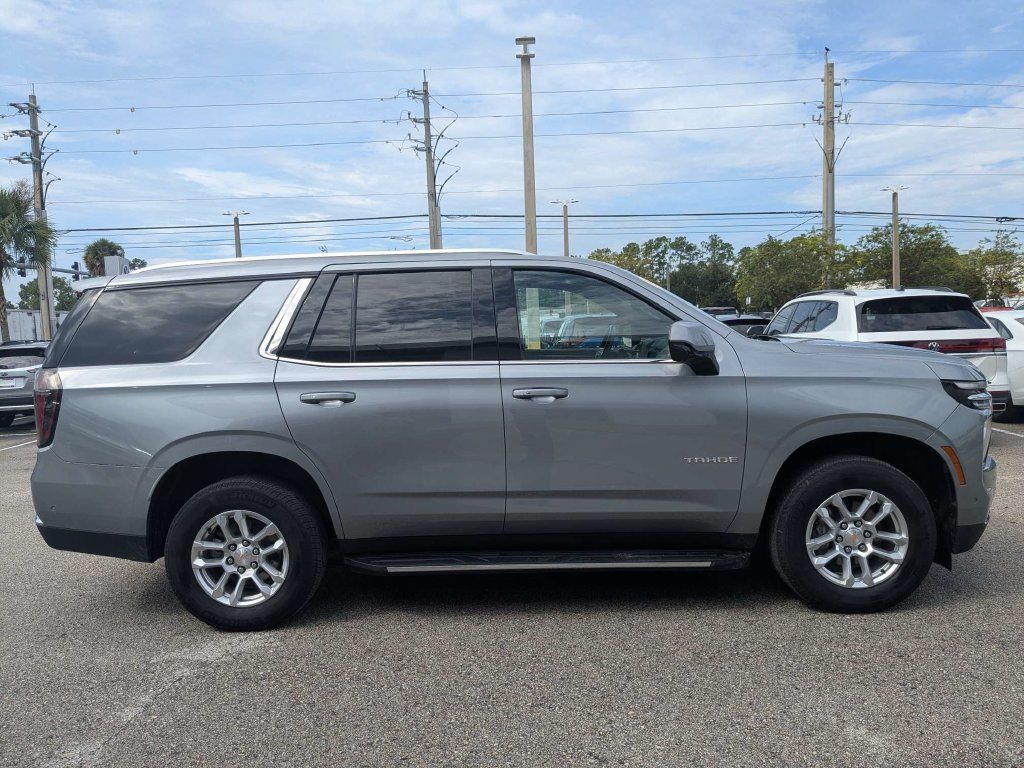 Used 2025 Chevrolet Tahoe LT AWD/4WD image 7