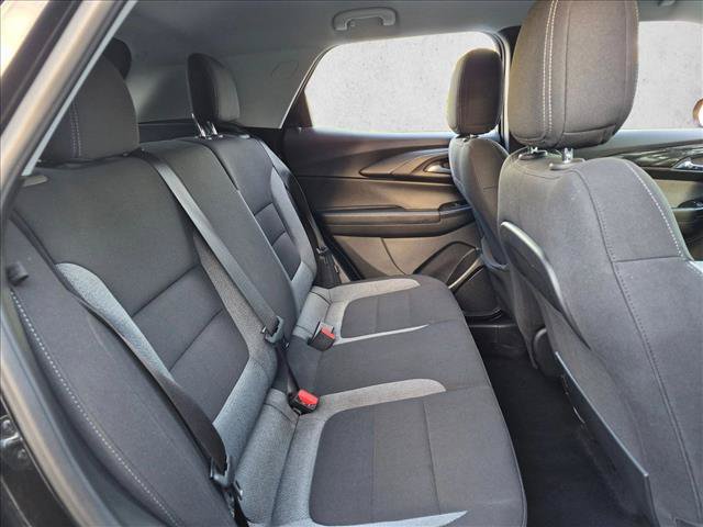 Used 2025 Chevrolet TrailBlazer LT FWD image 18