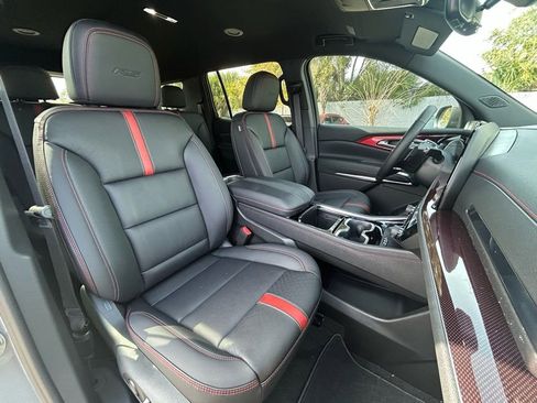 New 2026 Chevrolet Traverse RS FWD image 25