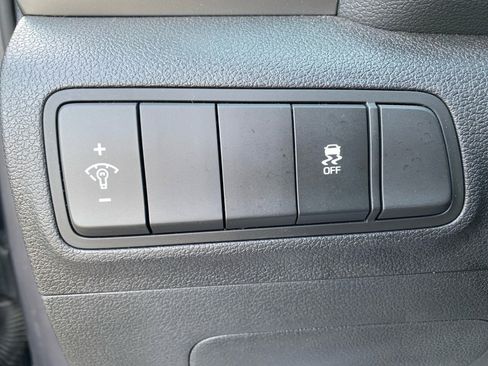 Used 2017 Hyundai Tucson SE image 25