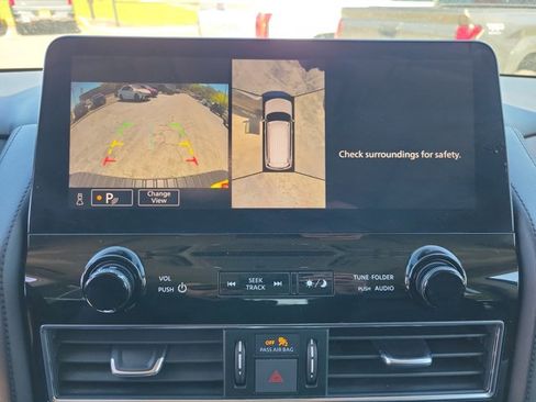 Used 2023 Nissan Armada SL image 20