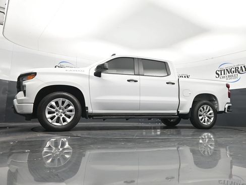 Used 2024 Chevrolet Silverado 1500 Custom RWD image 28