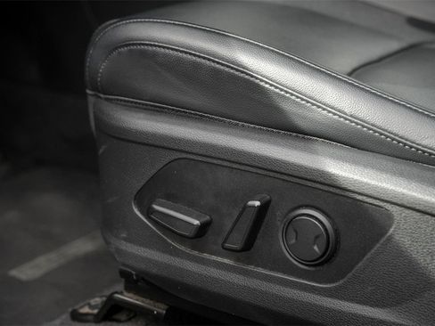 Used 2023 Kia Sportage EX w/ EX Premium Package image 24