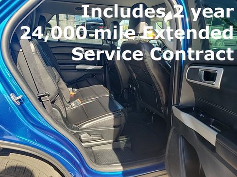 Used 2022 Ford Explorer XLT w/ Equipment Group 202A image 16