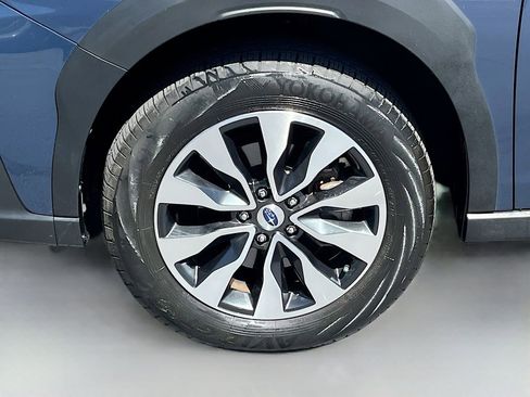 Used 2024 Subaru Outback Limited AWD/4WD image 33