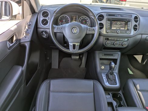 Used 2015 Volkswagen Tiguan R-Line image 17