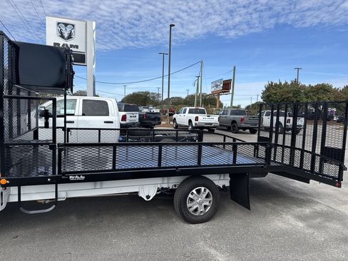 Used 2025 RAM ProMaster 3500 w/ Quick Order Package 22G SLT FWD image 5
