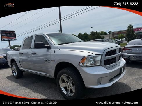 Used 2015 RAM 1500 Express AWD/4WD image 1