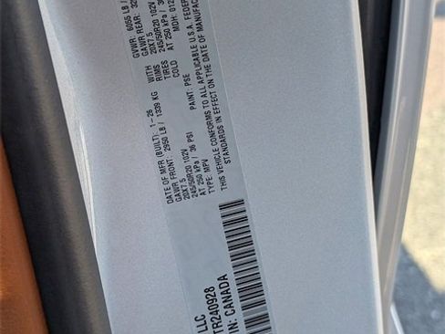 New 2026 Chrysler Pacifica Pinnacle image 38