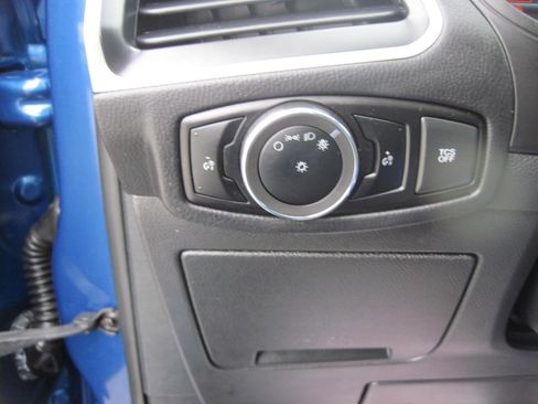 Used 2024 Ford Edge SEL image 12
