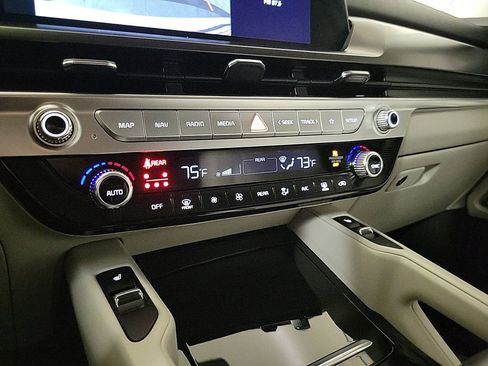 Used 2023 Kia Telluride S w/ S Sunroof Package image 22